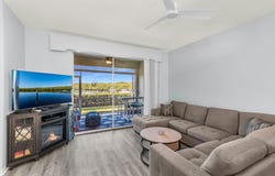 194 NEWPORT Drive unit: 903, Naples, FL 34114