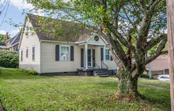 118 Dexter Avenue, BECKLEY, WV 25801