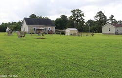 151 Bells Island Road, Currituck, NC 27929