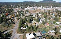 230 Grasshopper Loop, Oldtown, ID 83822