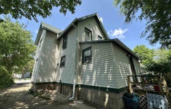 417 Center Avenue, Janesville, WI 53548