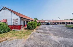 415 North Dixie Highway, Cave City, KY 42127