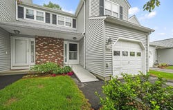 119 Chapman Pl, Leominster, MA 01453