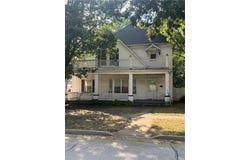 312 S Adams Street, Nevada, MO 64772