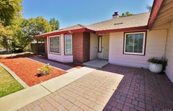 2475 Santa Lucia Court, Hanford, CA 93230