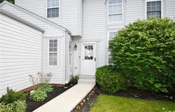 1125 Valleyview Dr, Cecil, PA 15055