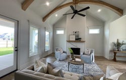 100 Prague Avenue, Youngsville, LA 70592