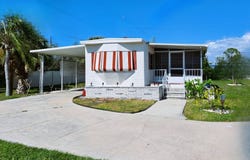 45 6th St West, Nokomis, FL 34275