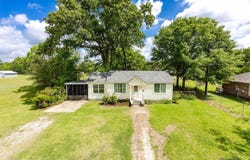 8495 Comite Dr, Baker, LA 70714