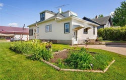 400 Pine Street, Nicollet, MN 56074