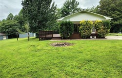 153 Hooker Trail, Mount Airy, NC 27030