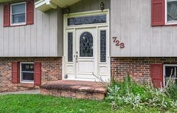 723 Meadow Dr, Marion, VA 24354
