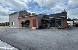 427 W MAIN STREET, NEW HOLLAND, PA 17557