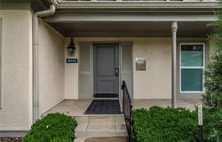 10734 Glenwood Street, Overland Park, KS 66211