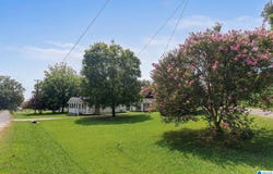 2106 ADAMS STREET, GADSDEN, AL 35094