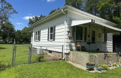 721 Beach Ave SE, Huron, SD 57350