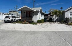 433 137TH AVENUE CIRCLE, MADEIRA BEACH, FL 33708
