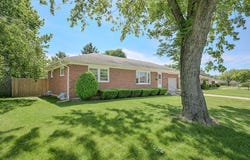 2606 Cavins Drive, Springfield, OH 45503