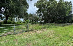 13920 HAYNES RD, DOVER, FL 33527