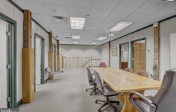 400 E MAIN STREET, ANNVILLE, PA 17003