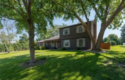 143 Outer Drive, Le Sueur, MN 56058
