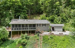 592 Snow Hill Falls Circle, Franklin, NC 28734