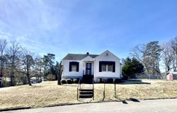 300 Sweetland Drive, Chattanooga, TN 37415