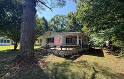 214  E Willard, Golconda, IL 62938