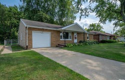 4210 S BAKER Lane, Peoria, IL 61607