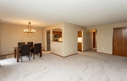 1168 49th Street unit: 1, West Des Moines, IA 50266