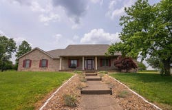 2677 Briarcliff Dr., NEWBURGH, IN 47630