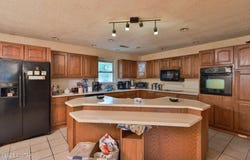 800 Mosswood Drive, Union City, TN 38261