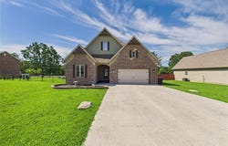 224 Sweet Valley Circle, Crocker, MO 65452