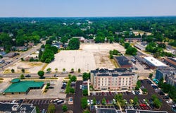 1201-1209 E Lincolnway, Valparaiso, IN 46383