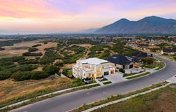 1057 W SEASONS VIEW Ct, Lehi, UT 84043