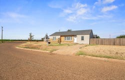 711 S C Street, Brownfield, TX 79316