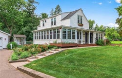 5325 W Bald Eagle Boulevard, White Bear Twp, MN 55110