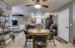 817 Wendy Lane, Carthage, MO 64836