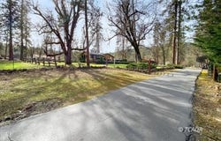 121 Wellock Rd, Lewiston, CA 96052