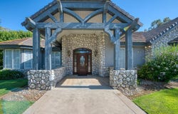 10673 Bullard Avenue E, Clovis, CA 93619