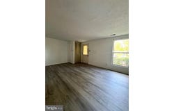 1910 GREENWOOD Drive, LINDENWOLD, NJ 08021