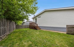 354 Pin Oak Circle, Elyria, OH 44035