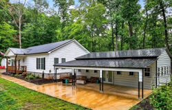 718 Mullins Drive, Sneedville, TN 37869