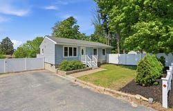 57 Seven Bridge Rd, Lancaster, MA 01523