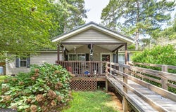 450 Lakeshore Drive, Jackson, GA 30233