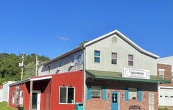 106 S MAIN STREET, Chamois, MO 65024