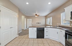 114 E BELLA MONTE Dr S, Draper, UT 84020