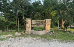 50 NE Lakeside Drive, Lacygne, KS 66040