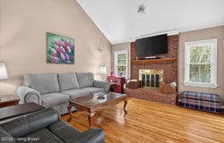 7214 Old N Church Rd, Louisville, KY 40214