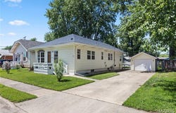 120 E 4th Street, Roxana, IL 62084